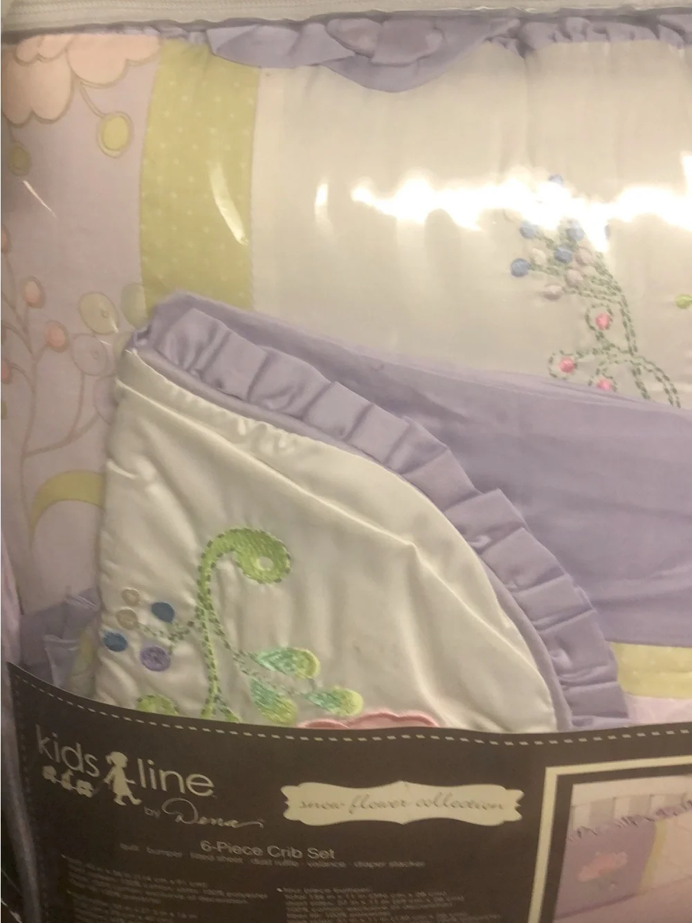 NWT  6 piece crib bedding set Lavender & Cream Floral